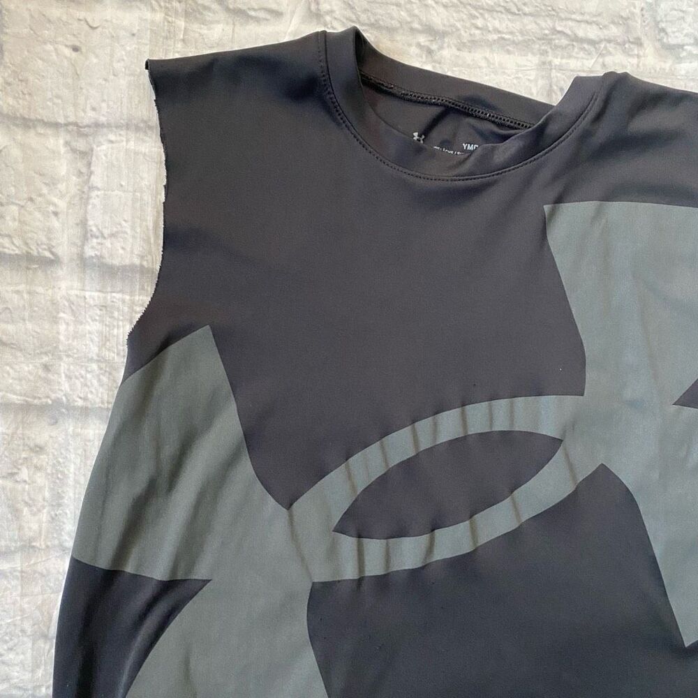 Under Armour M heatgear loose fit & flag football wear youth M 2 bundle shirts - Picture 2 of 9